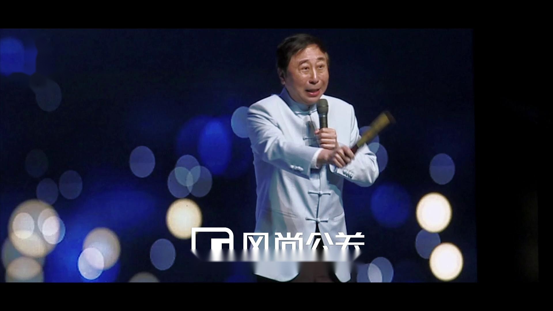 万人热捧，掌声如潮 冯巩云澍新品，首发盛典 璀璨之上，时代孤品全城仰止，启幕云澍时代